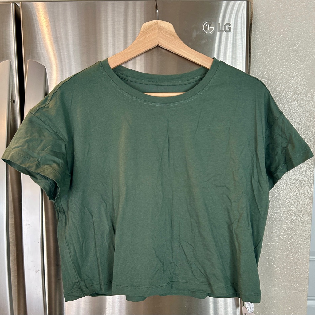 Crz Yoga Forest Green Short Sleeve Crop Top